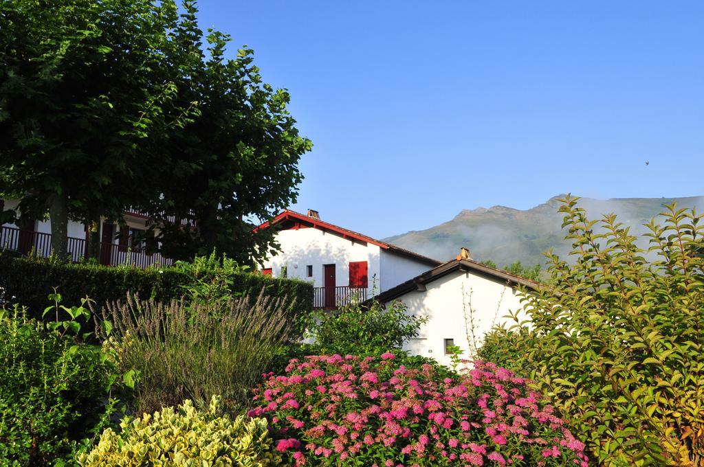 Vvf Pays Basque Sare La Rhune Екстер'єр фото